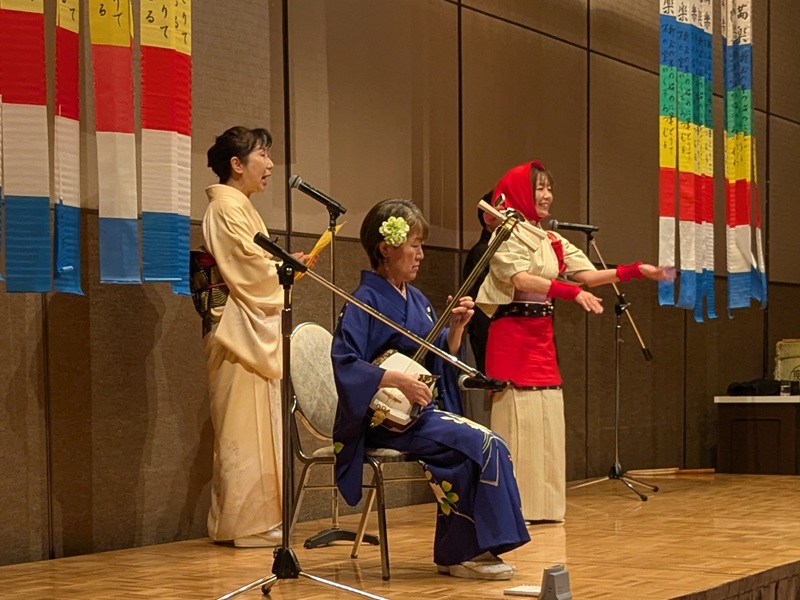 第10回秋田・美郷町ふるさと会の風景(民謡と踊り)